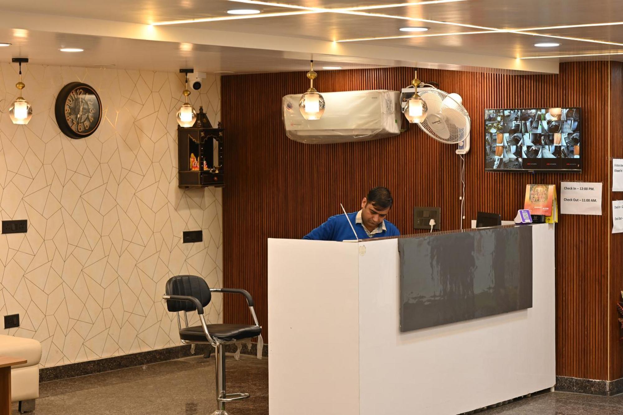 Hotel Down Town Paschim Vihar Delhi (National Capital Territory of India) Exterior foto