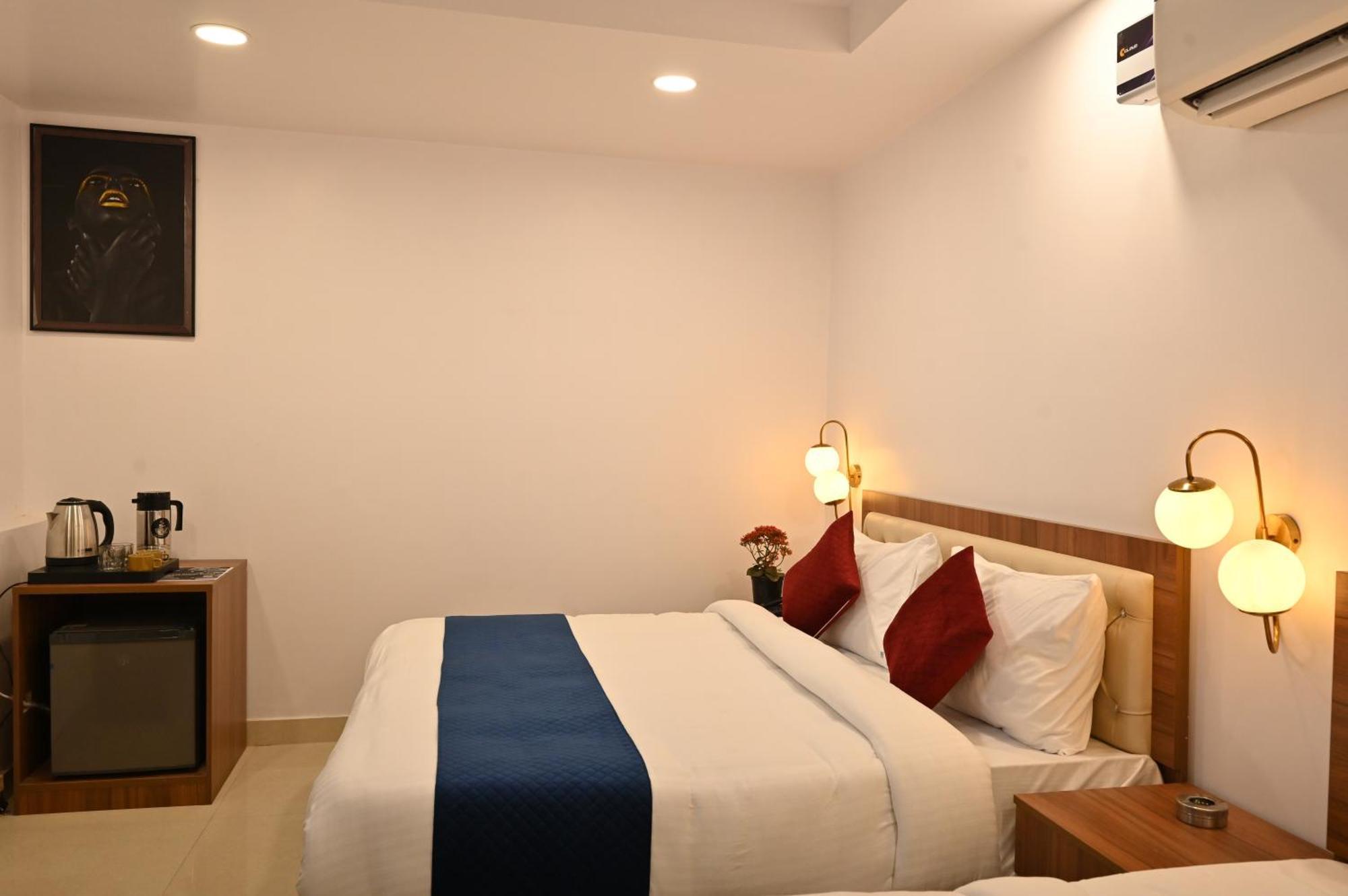 Hotel Down Town Paschim Vihar Delhi (National Capital Territory of India) Exterior foto