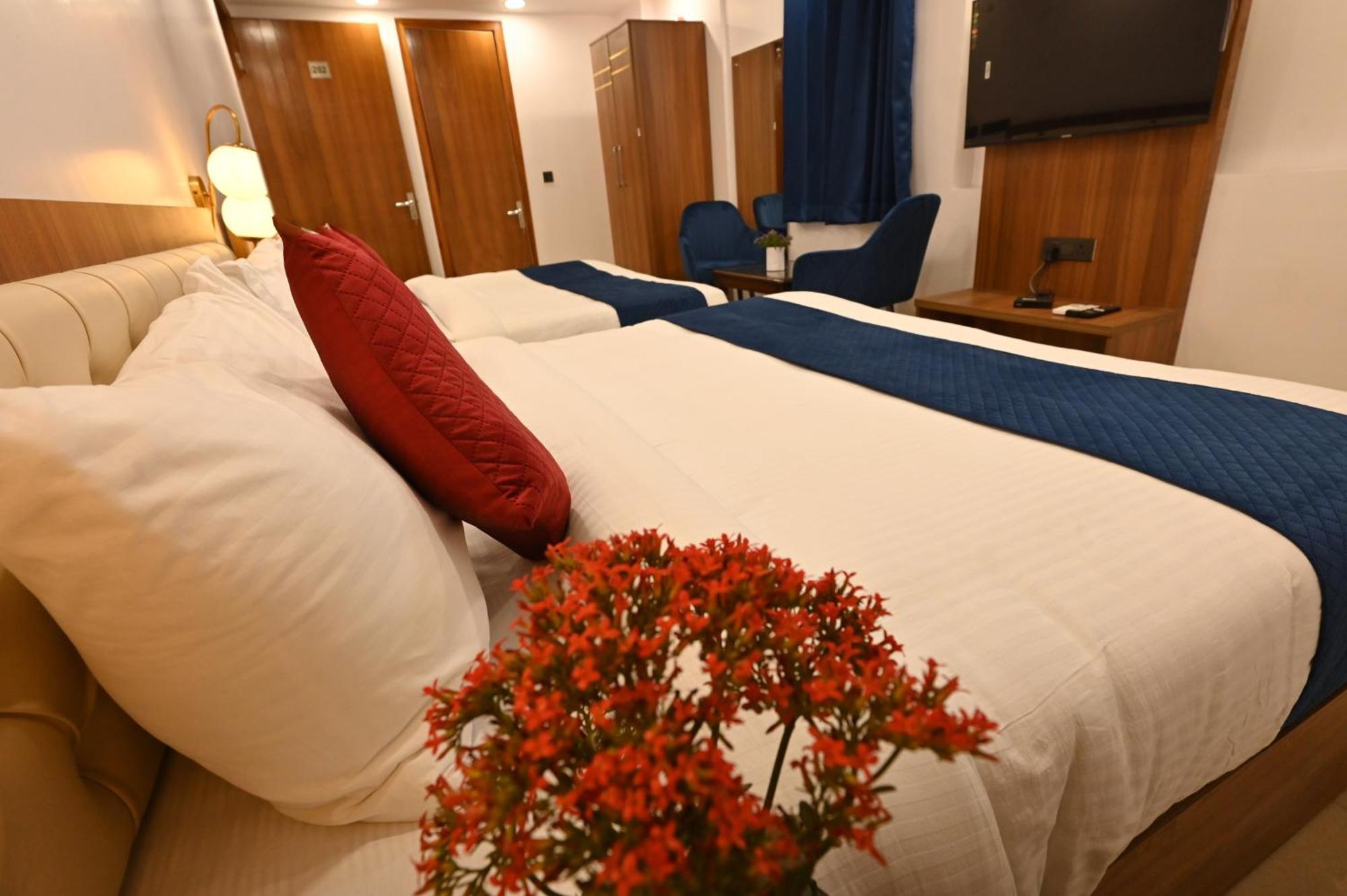 Hotel Down Town Paschim Vihar Delhi (National Capital Territory of India) Exterior foto